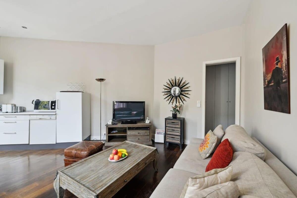 1Br Champs-Elysees - Cityapartmentstay Párizs Kültér fotó