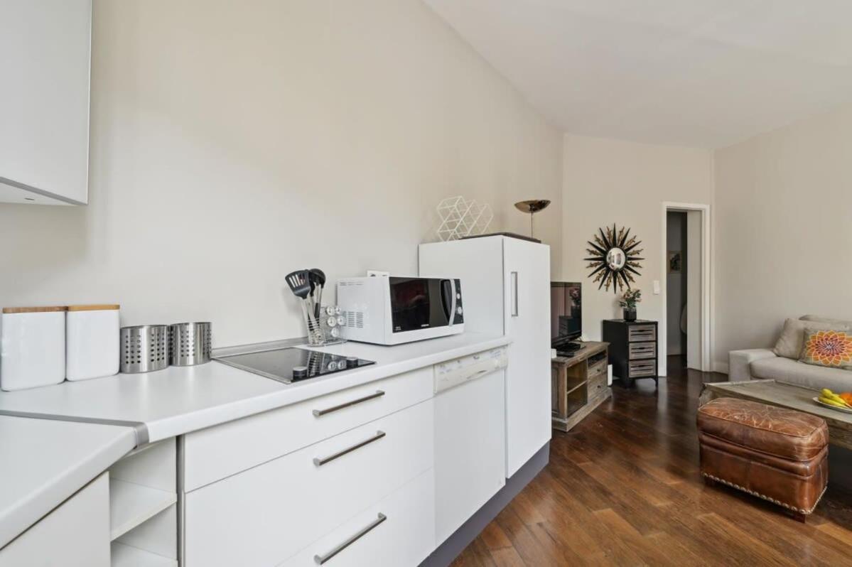 1Br Champs-Elysees - Cityapartmentstay Párizs Kültér fotó