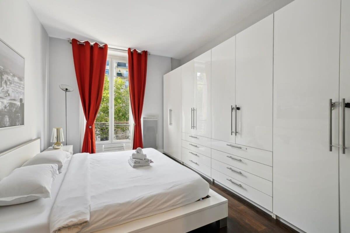 1Br Champs-Elysees - Cityapartmentstay Párizs Kültér fotó