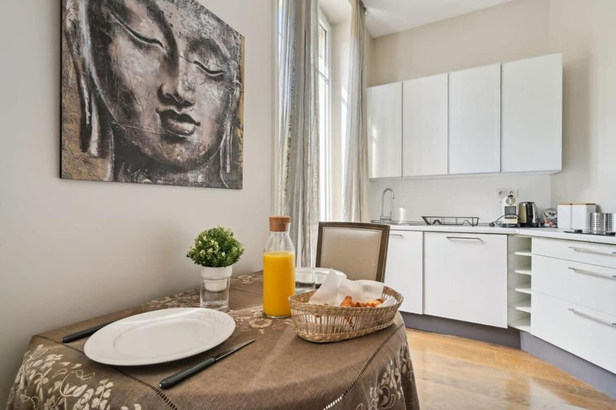 1Br Champs-Elysees - Cityapartmentstay Párizs Kültér fotó